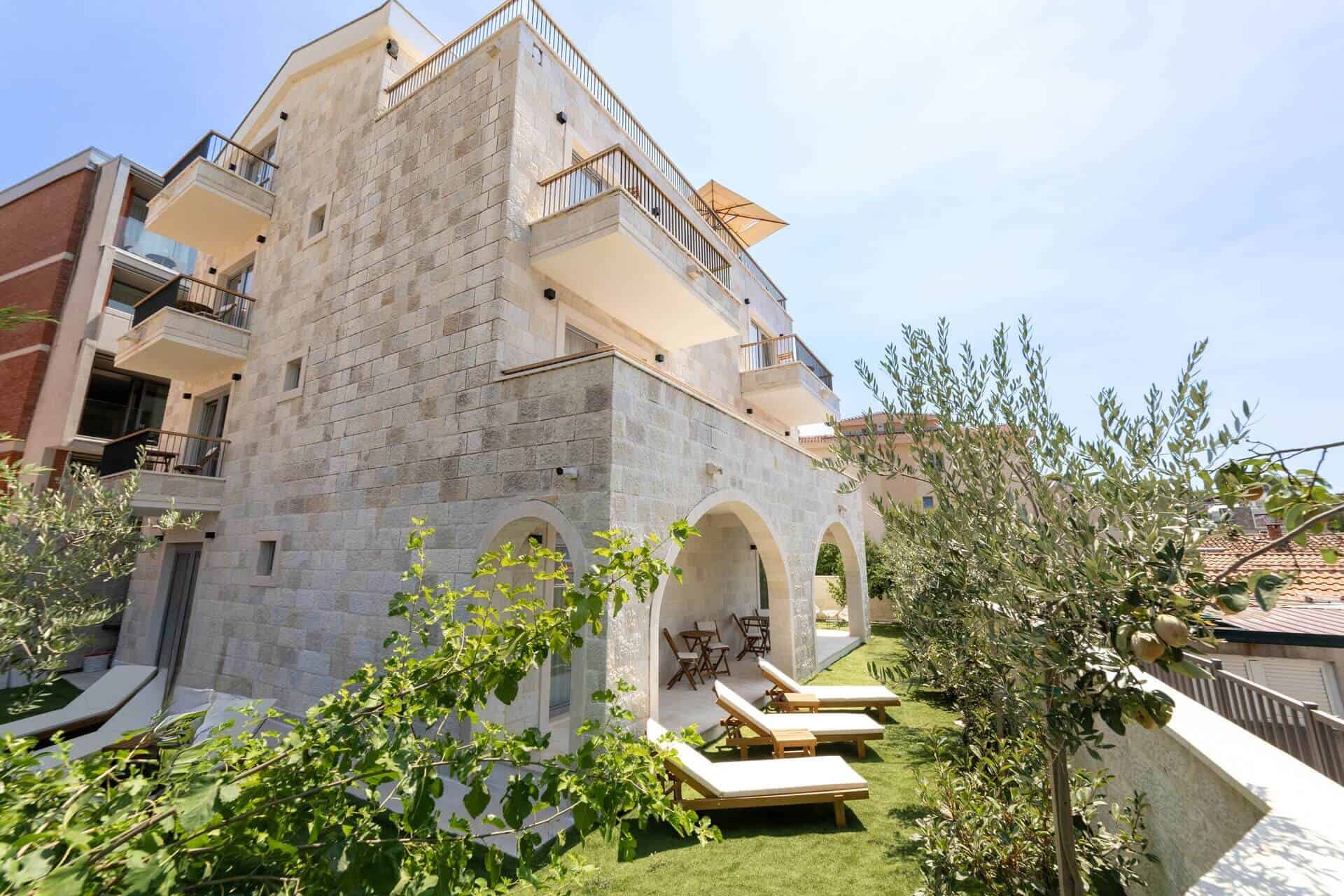 Mini-hotel for sale in Przno Budva Montenegro